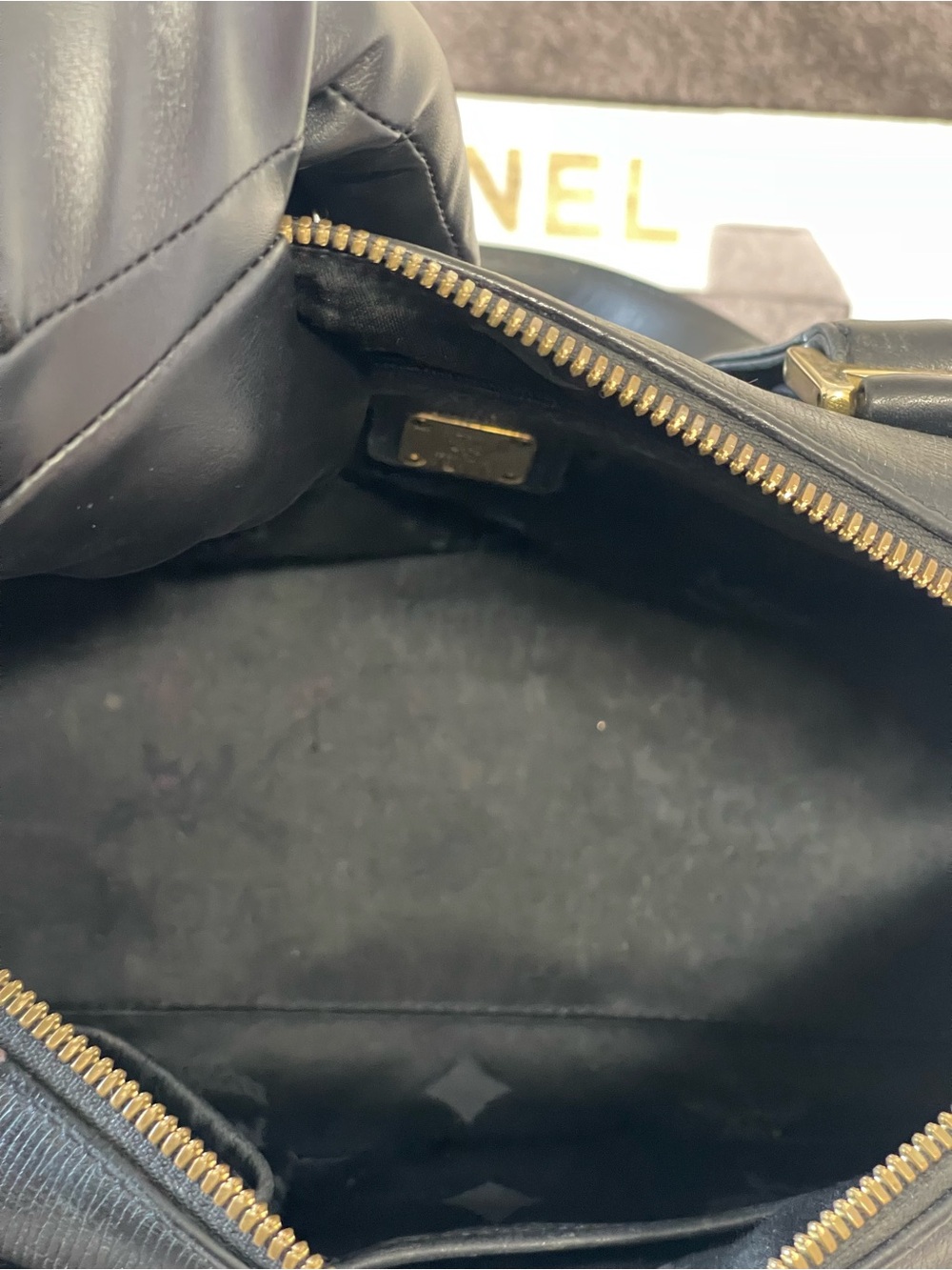 MCM Black Leather Boston Satchel with Gold Hardware EUC - Picture 10 of 11